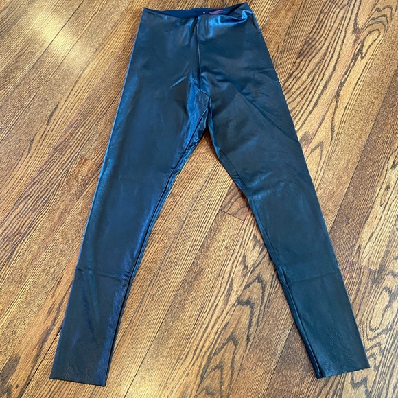 Commando Faux Leather Leggings - Picture 6 of 9